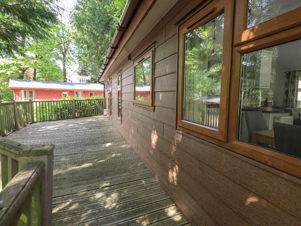 Forest Pines Lodge باونيس أون وينديرمير المظهر الخارجي الصورة